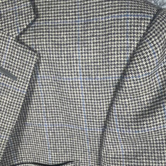 Jos. A. Bank Other - Jos A Bank‎ Tailored Fit Travelers Houndstooth Wool Blazer Men's 42R Gray Plaid